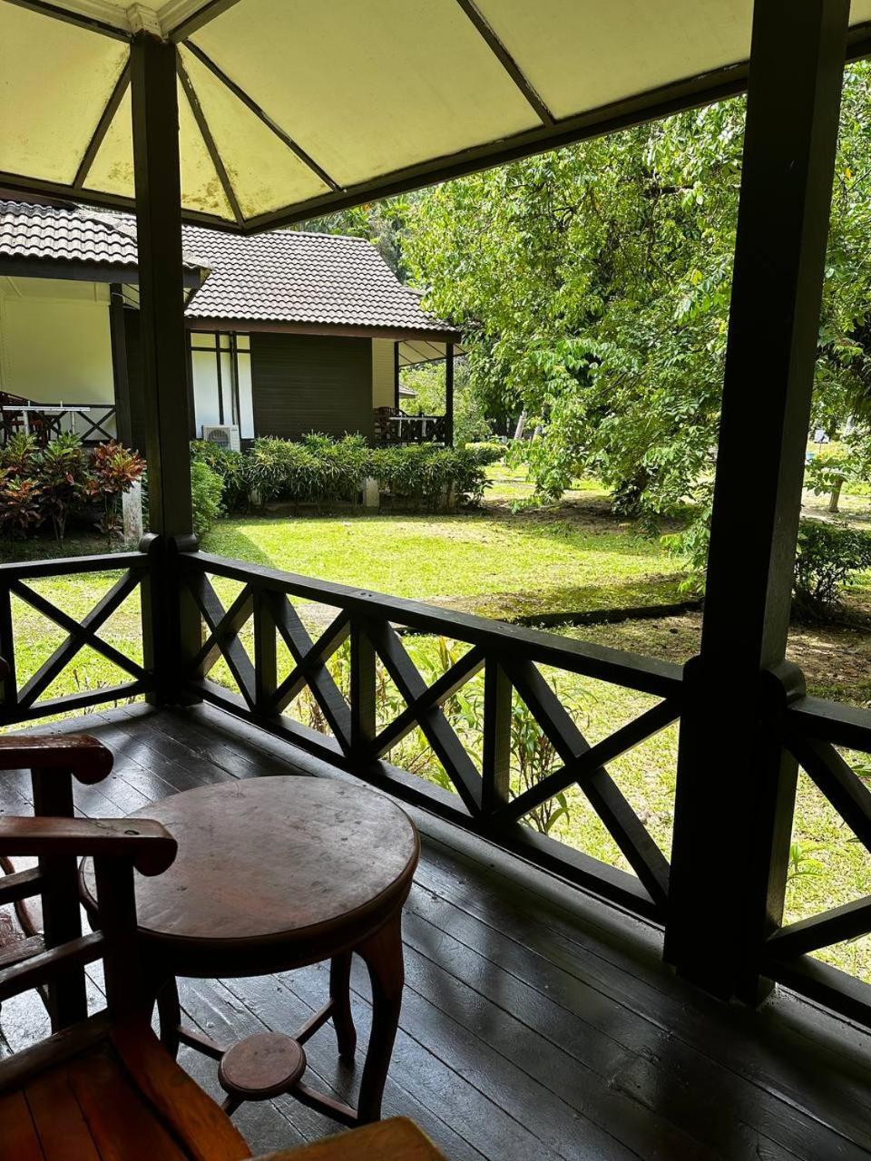 Pir - Resort Perhentian Island Kampong Pasir Hantu エクステリア 写真