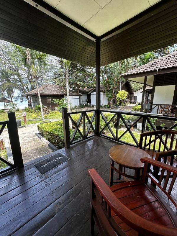Pir - Resort Perhentian Island Kampong Pasir Hantu エクステリア 写真