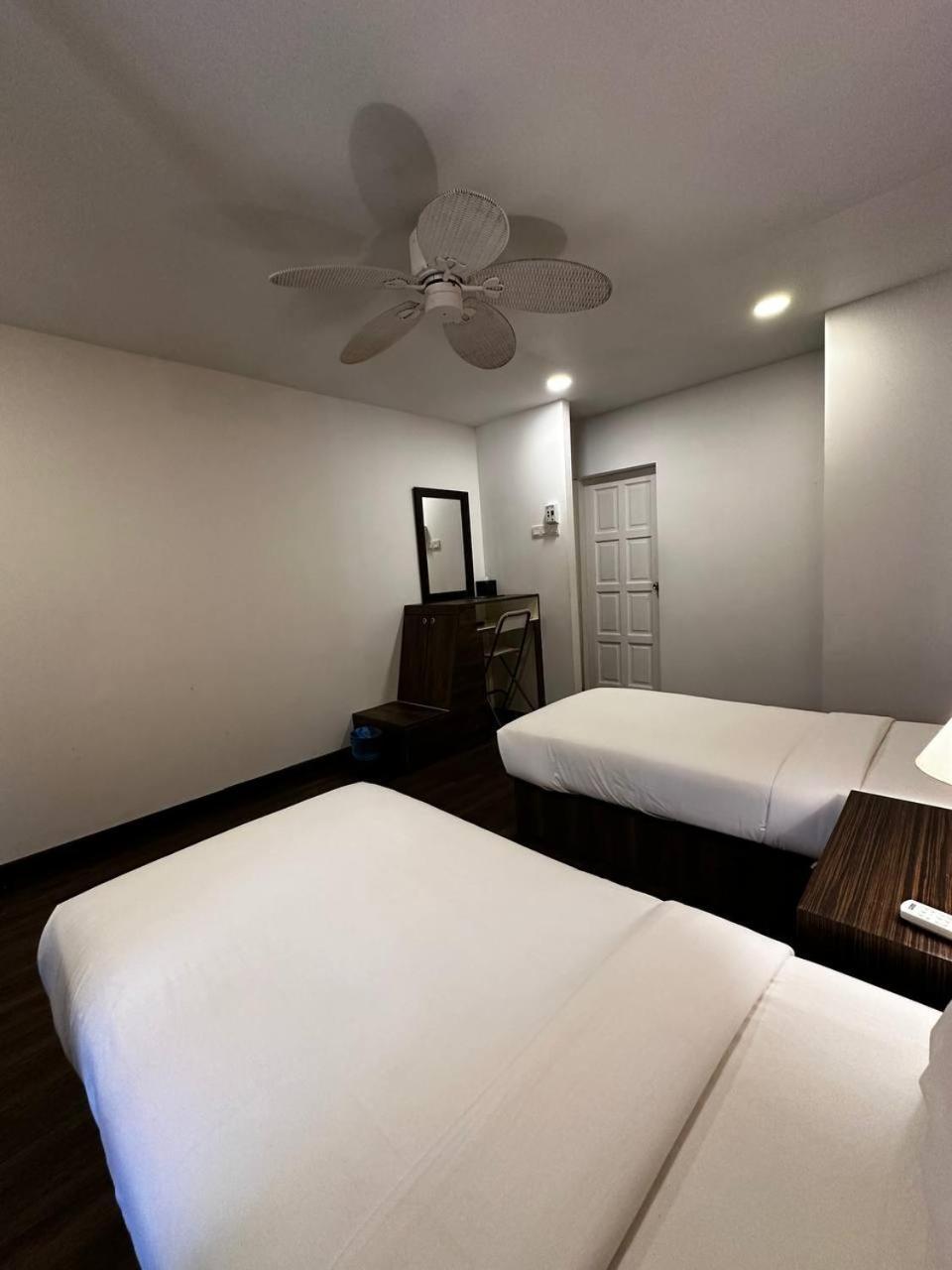 Pir - Resort Perhentian Island Kampong Pasir Hantu エクステリア 写真