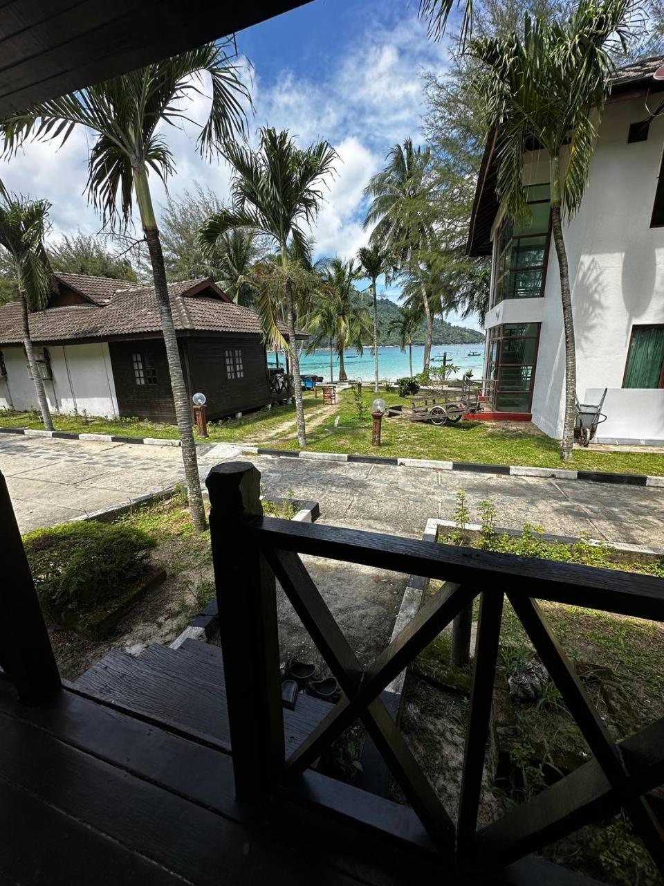 Pir - Resort Perhentian Island Kampong Pasir Hantu エクステリア 写真