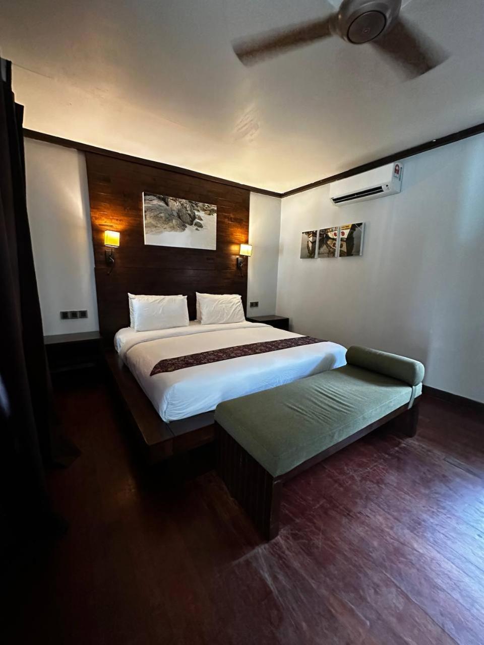 Pir - Resort Perhentian Island Kampong Pasir Hantu エクステリア 写真