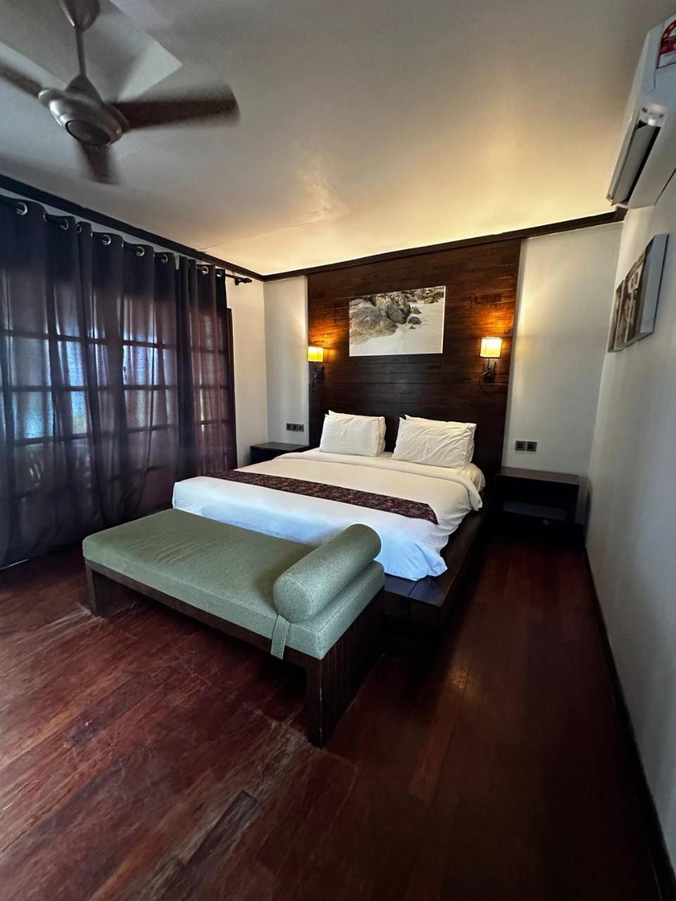 Pir - Resort Perhentian Island Kampong Pasir Hantu エクステリア 写真
